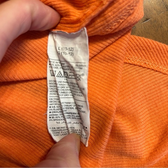 Old Navy Active Girls Orange Outfit, Sz L 10/12 High-Rise Bike Shorts Ribbed Tee - Picture 12 of 12